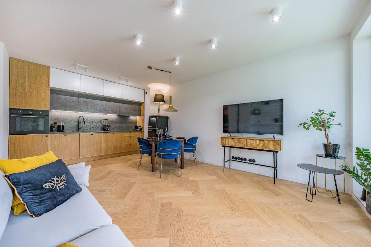 Hello Chmielna With Private Parking And Balcony Apartment *